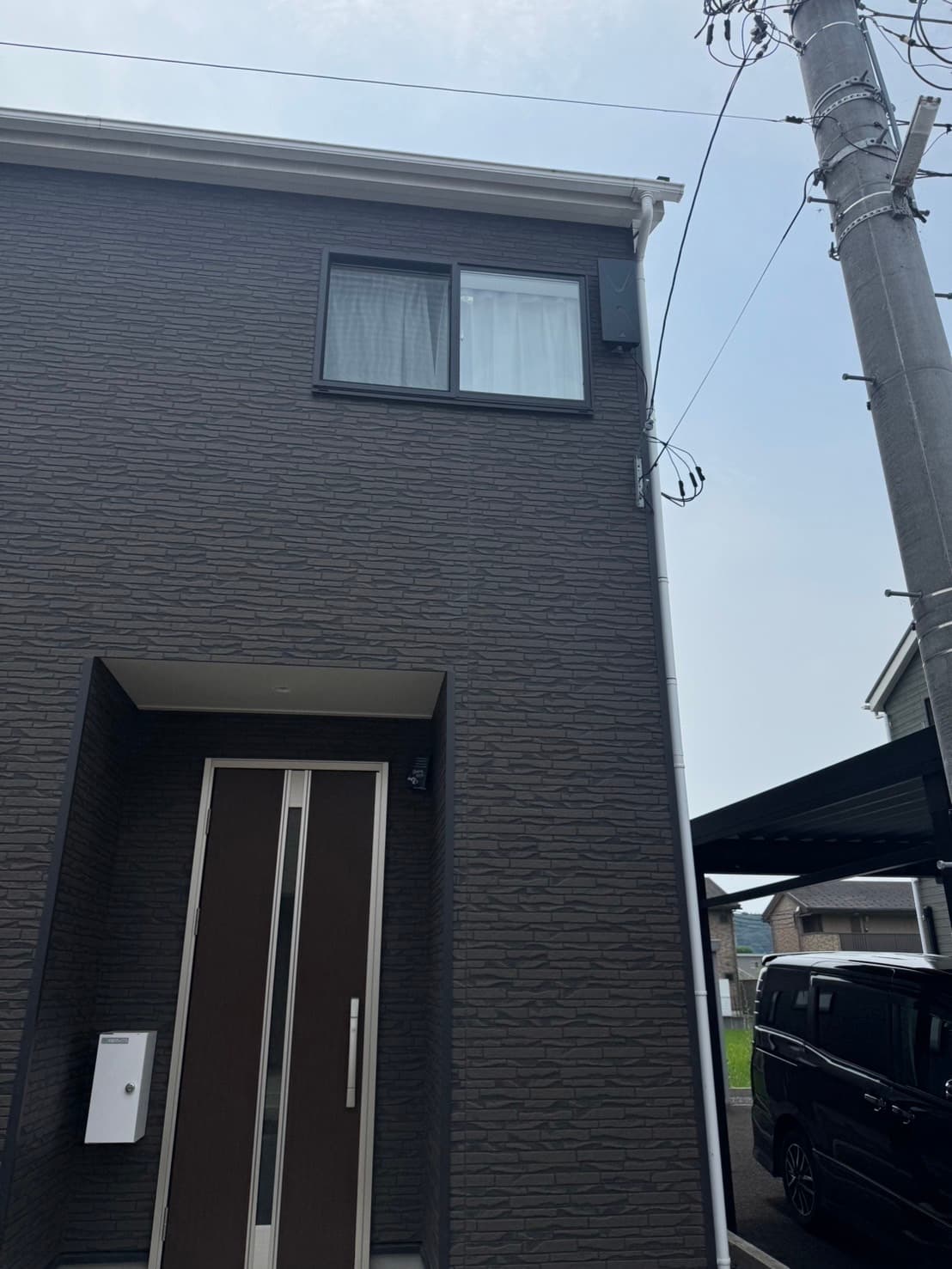 外観に合わせたデザインアンテナ設置工事画像
