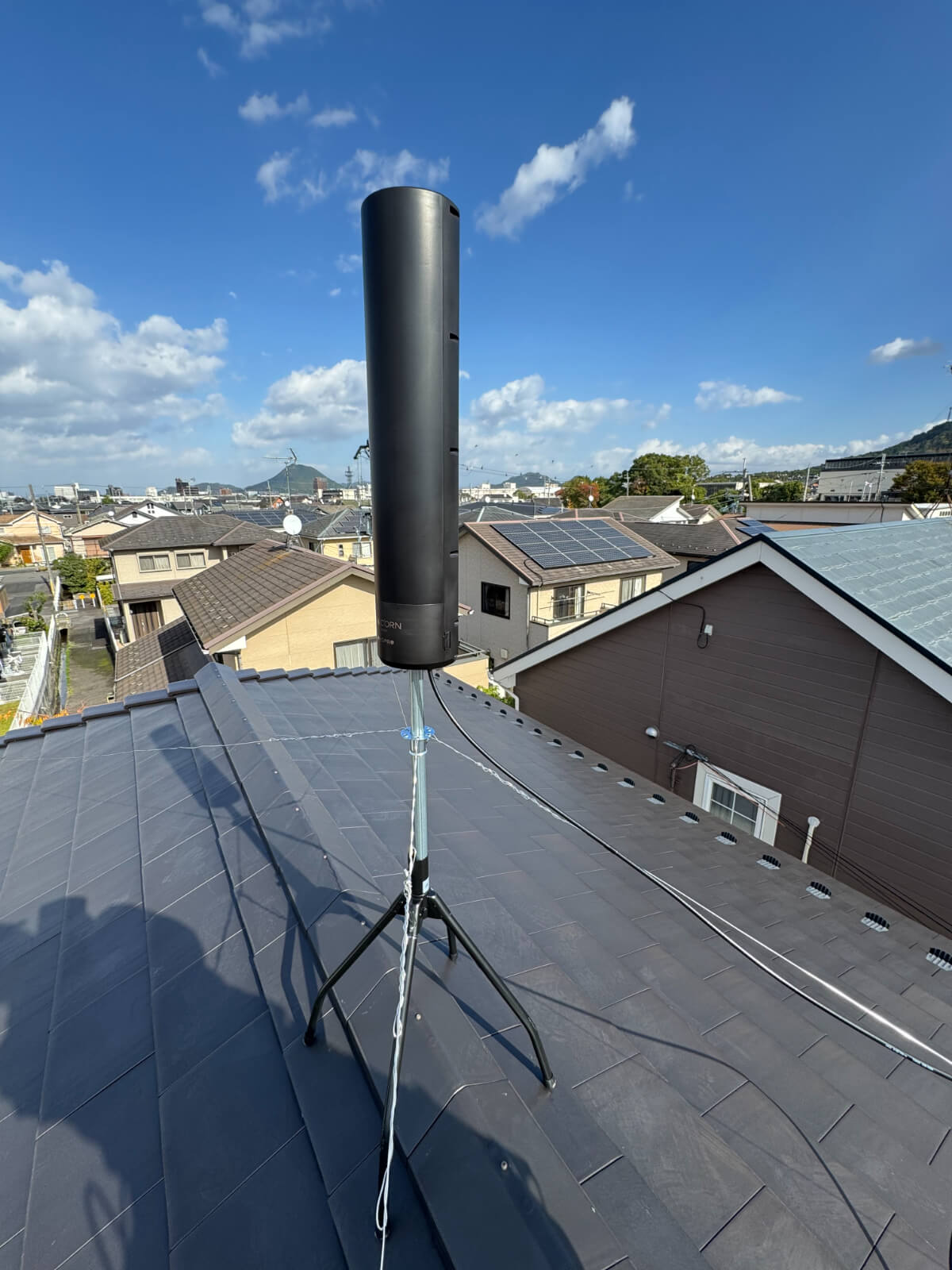 栗東市K様邸 ユニコーンアンテナ仮設置 電波測定の様子