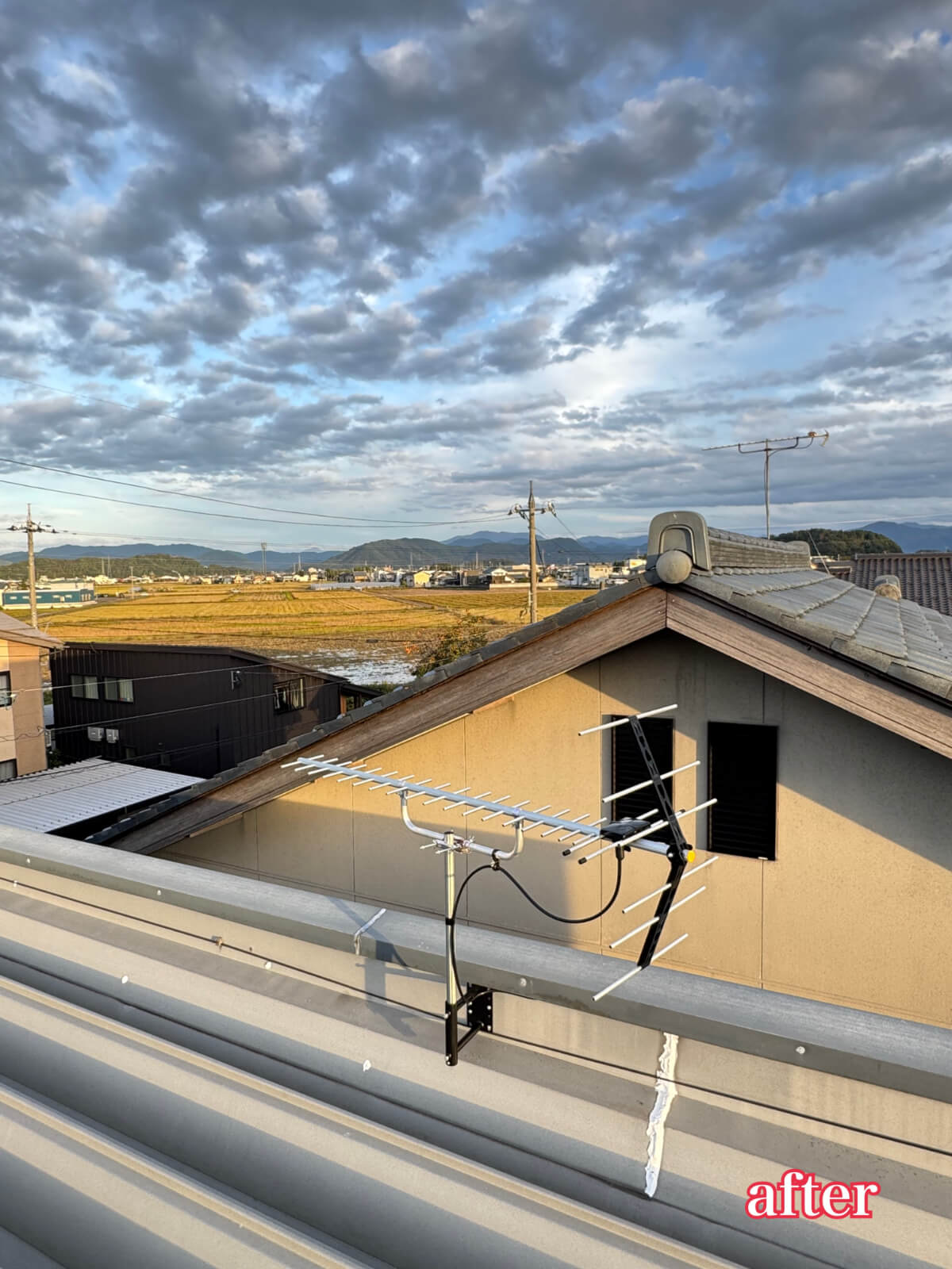 福井市賃貸物件 屋根上に新設した地デジアンテナ after