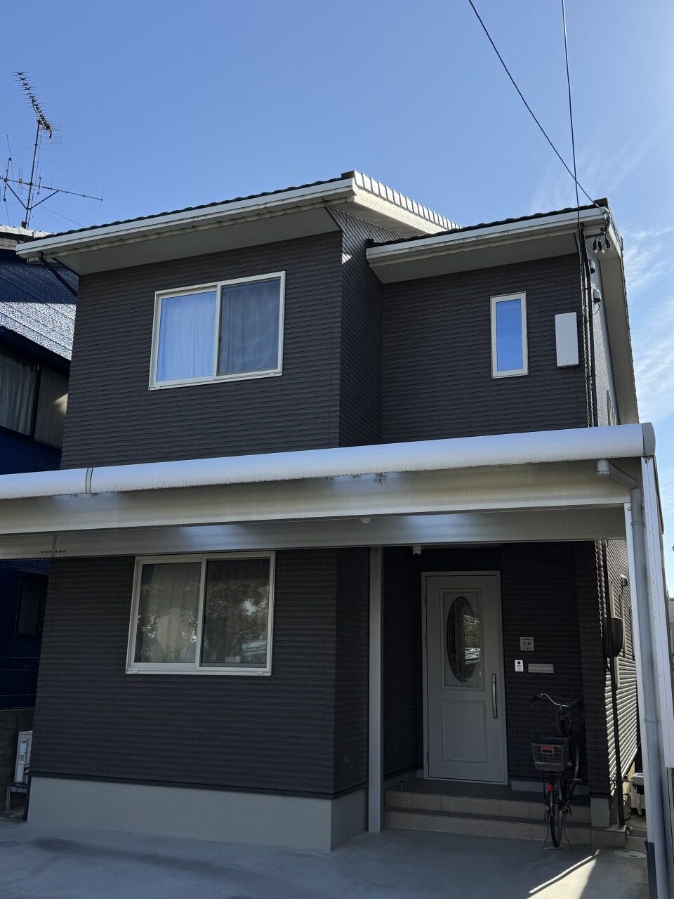 白山市 T様邸・外壁に設置したデザインアンテナ