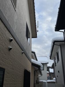 福井県敦賀市N様邸で地デジアンテナ取付工事と配線工事完了後の建物外観