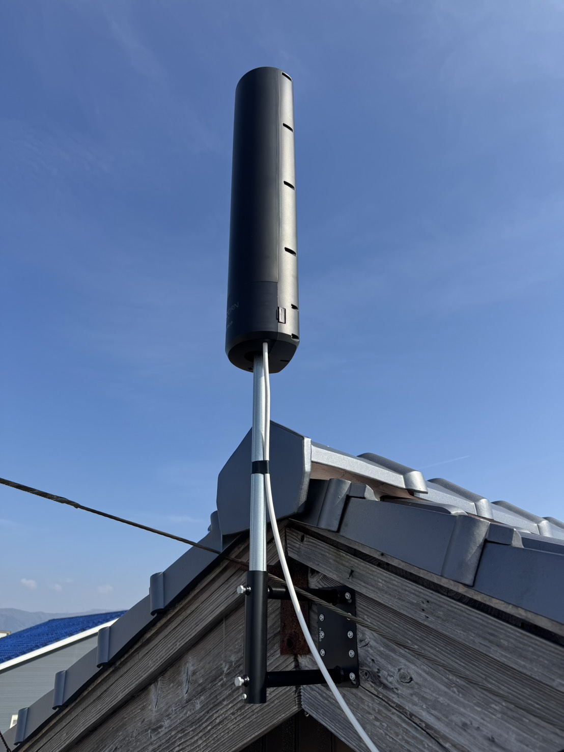 石川県小松市 屋根上デザインアンテナ設置後の様子