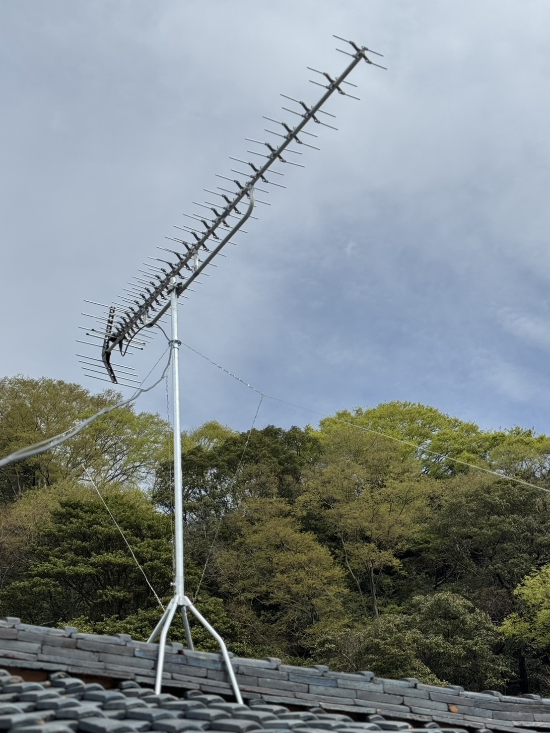 福井県越前町 塩害対策アンテナと27素子アンテナ設置後の様子
